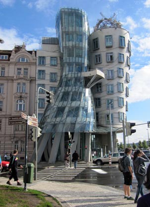 Dancing House