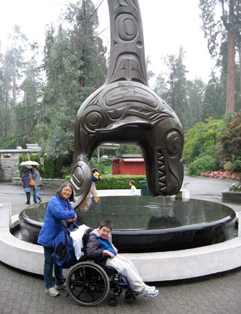 Killer whale sculpture at the Aquarium entrance
